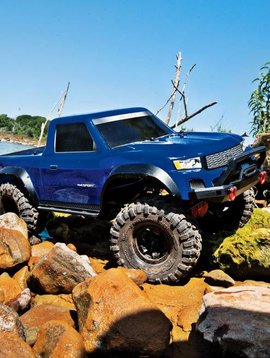 Traxxas TRA82024-4-Blue 1/10 Scale 4X4 Trail Truck, Blue Ready to Drive®, with TQ™ 2.4GHz 2-Channel Radio System, XL-5 HV Speed Control, and Painted Body (Requires battery and charger)