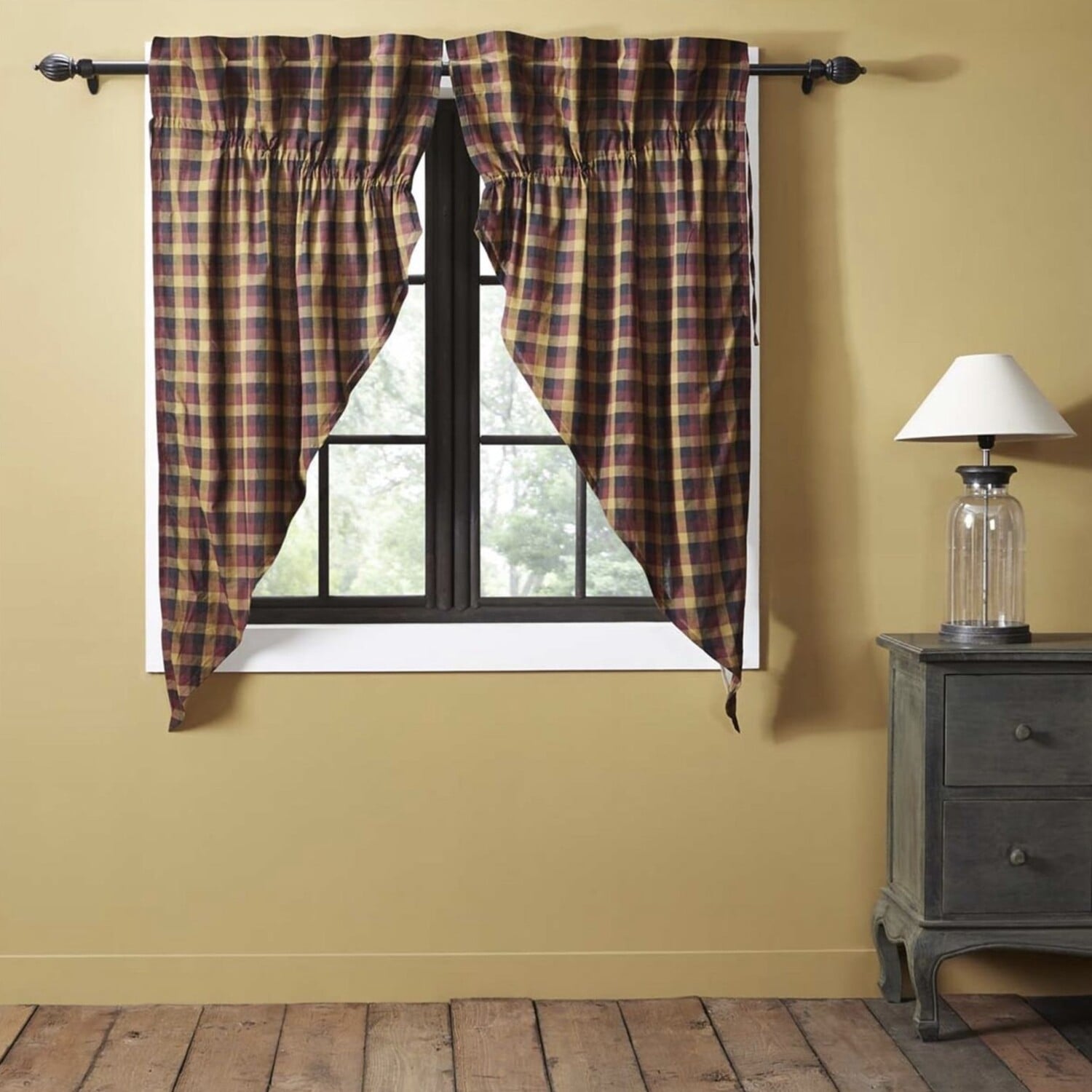 Heritage Farms Primitive Check Prairie Panel