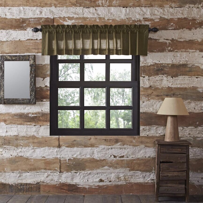 Tea Cabin Green Plaid Valance 16" x 72"