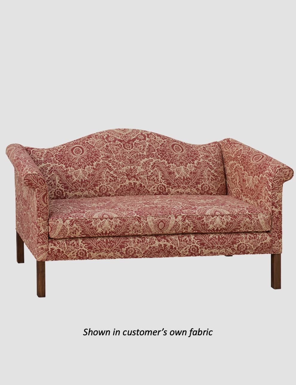 Town & Country Furnishings Chippendale Sofa - 76" Brand: Town & Country Furnishings