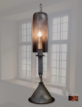 Carriage House Lighting Hamilton Horn Table Lamp - 22" T