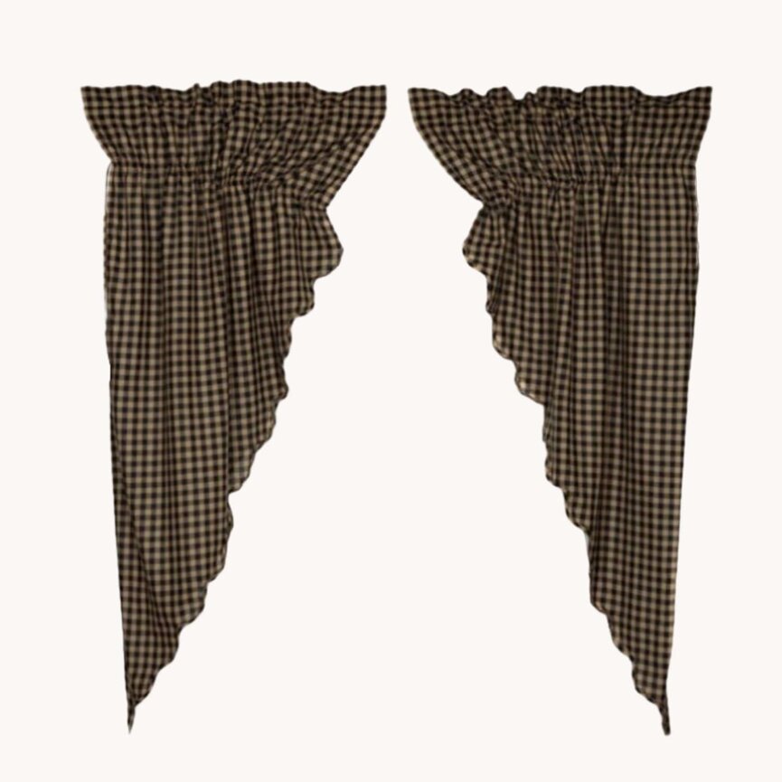 Black Check Lined Scalloped Prairie Curtain
