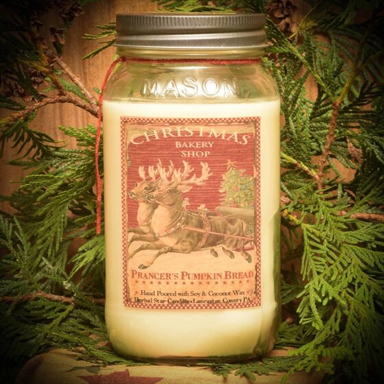 Prancer's Pumpkin Bread 24oz Soy Jar Candle