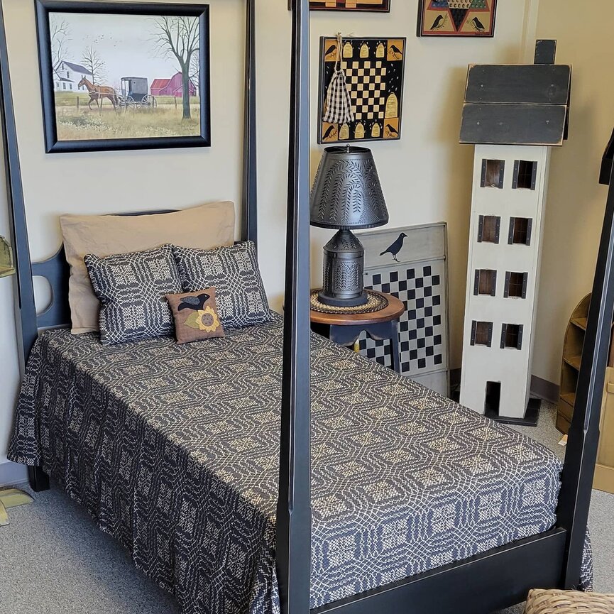 Pine Creek Nantucket Bed Cover Black over Tan