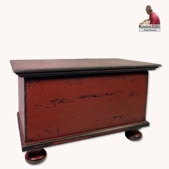 Bunfoot Box Red over Black