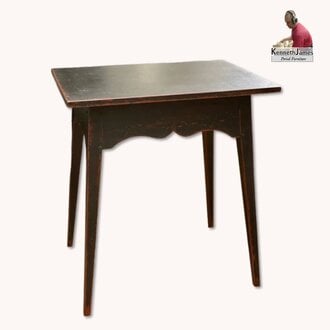 Primitive Splay Leg Table - Black over Red