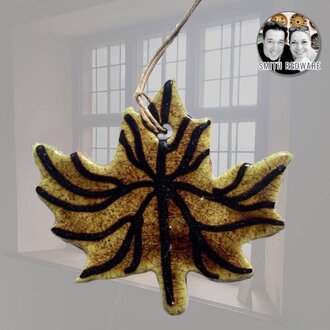 Maple Leaf Ornament Green & Black