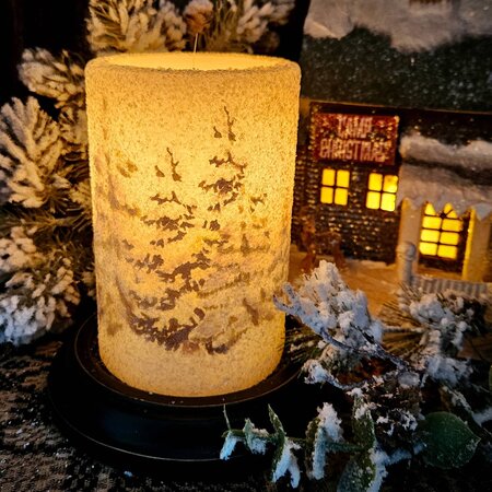 Silent Snowfall Forest Candle Sleeve - Gumdrop
