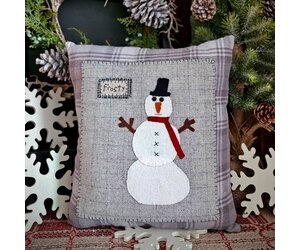 Wicklow Christmas Pillow - Snowman