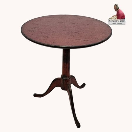 Round Top Table - Red Over Black