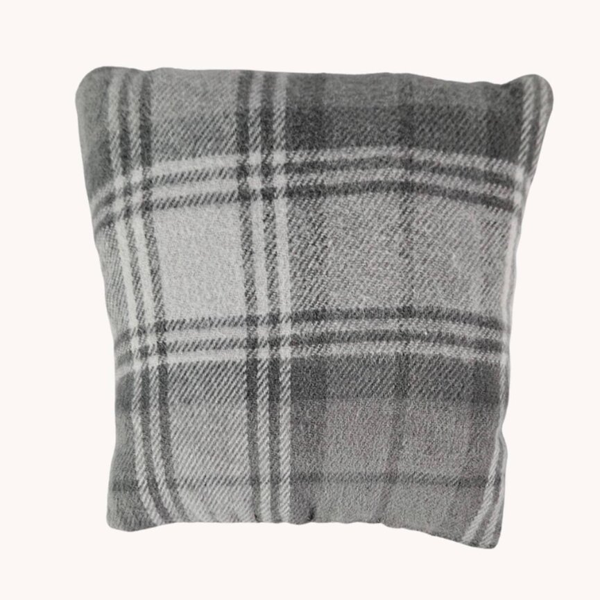 Snowman Snowball Fight Pillow Wool & Flannel - 6x6