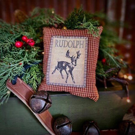 Christmas Primitive Decor: Create a Cozy Holiday Environment