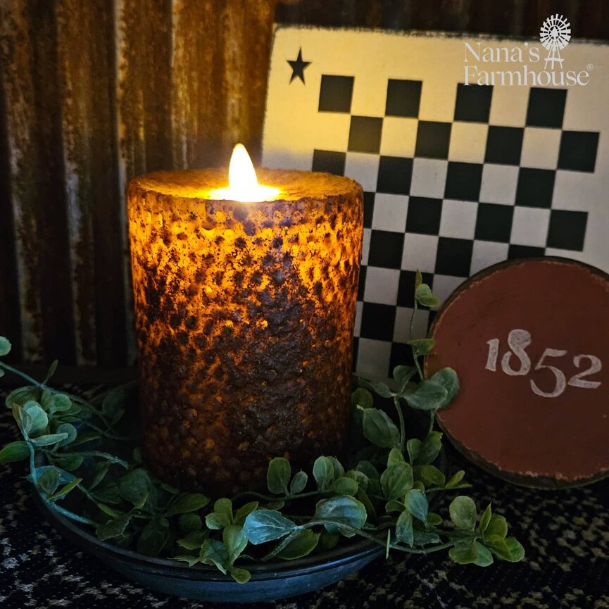Brown Honeycomb Beeswax Moving Flame Pillar Candle - 3.4x5