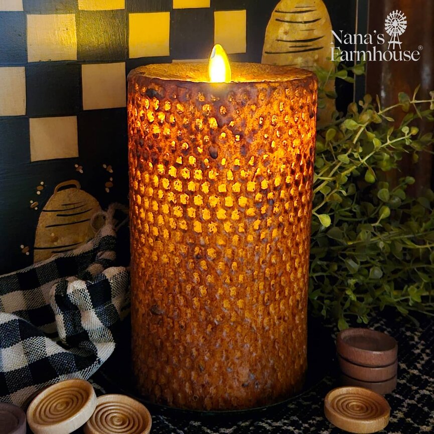 Honeycomb Beeswax Brown Moving Flame Pillar Candle - 3.4x7