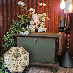 Sugar Box - Wooden Green - 11" W x 8" D x 8" T