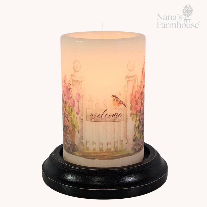 Seasonal Garden Gate Spring Candle Sleeve - Vanilla