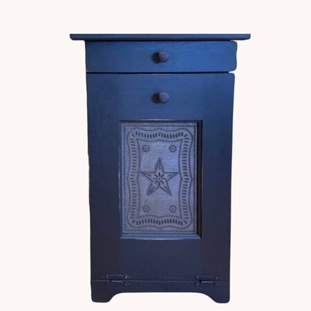 Primitive Star Trash Can