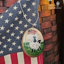 Americana Gourdament Hand Painted Sheep with Flag - 2.5"