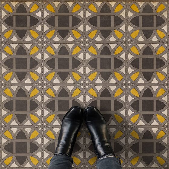 Williamsburg  Vintage Vinyl Floor Cloth Lamerie Lattice