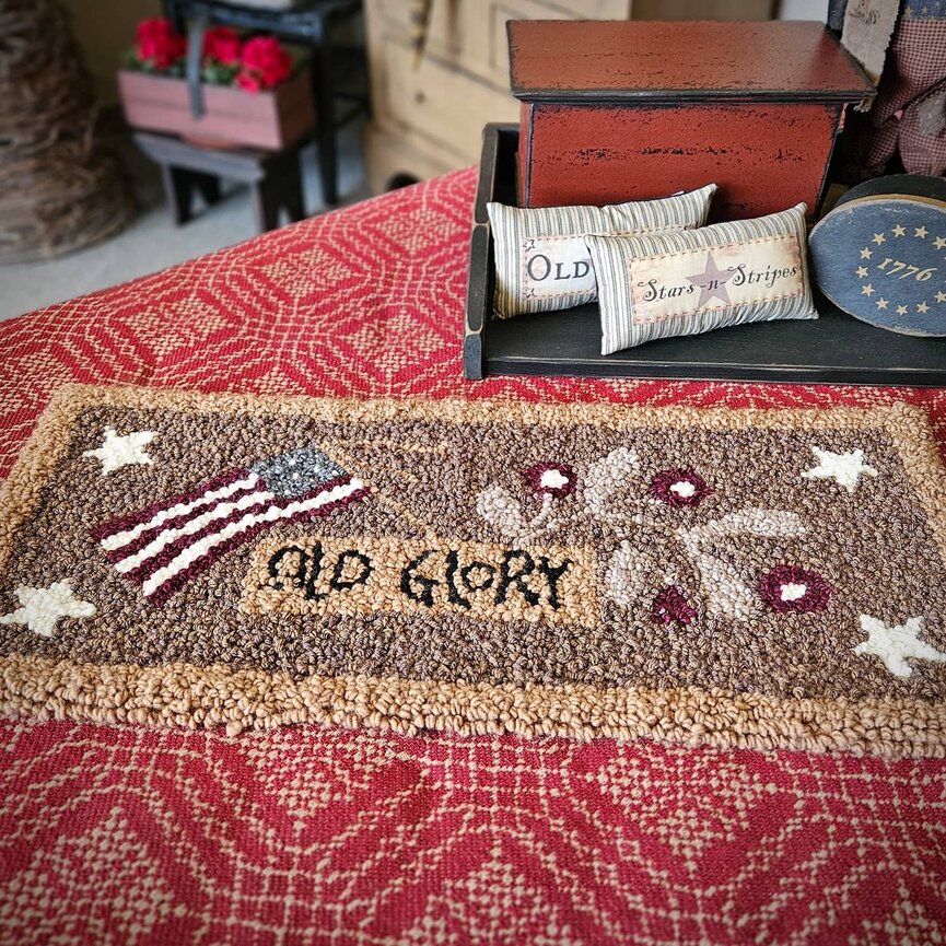 Old Glory Hooked Table Runner Rug Mat  - 30" x 13.5"
