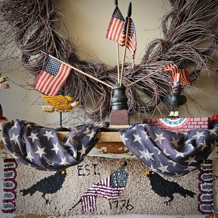 Double Crow Hooked Rug Mat Table Runner