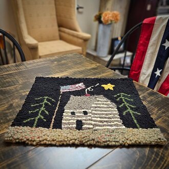 Hooked Rug Mat Cabin with Flag - Large