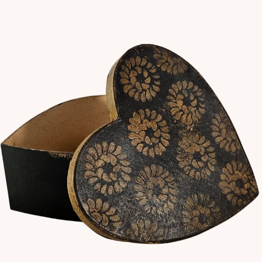 Heart Box Round Floral Design in Black with Lid - 7.5" x 3"