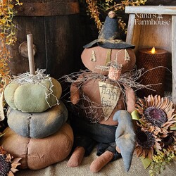 Pop Pop Sitting with Corn Pipe & Crow - 15"