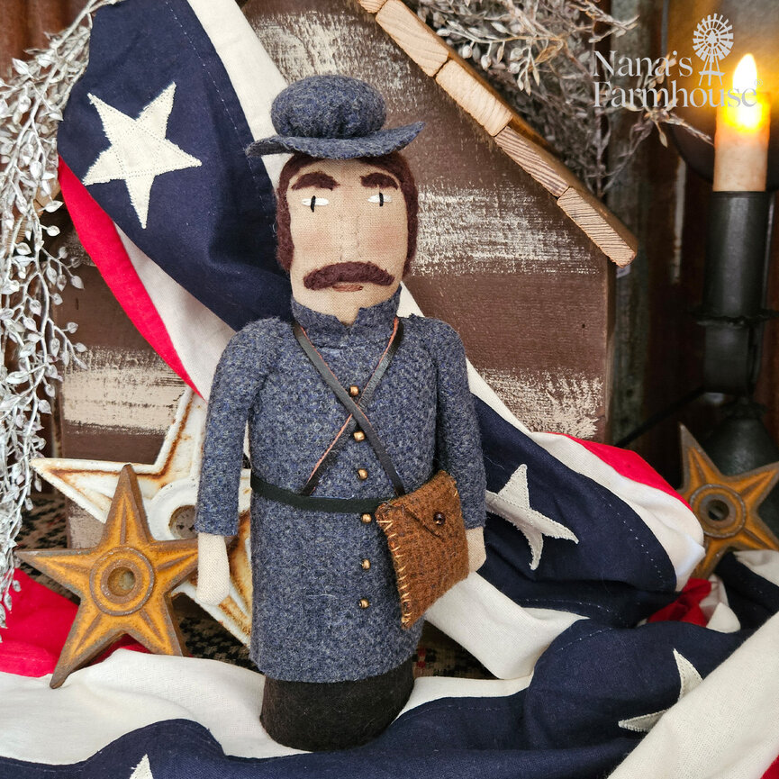Union Soldier Blue Suit with Waist Bag - 10"
