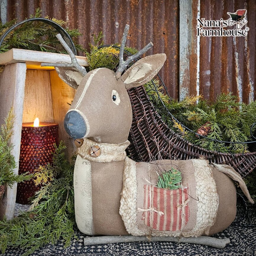 Sitting Buck with Tan Blanket & Red Ticking Pocket - 14" x 14"