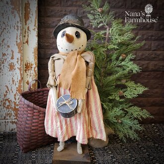 Primitive Snowlady with Carrot Nose - 30"