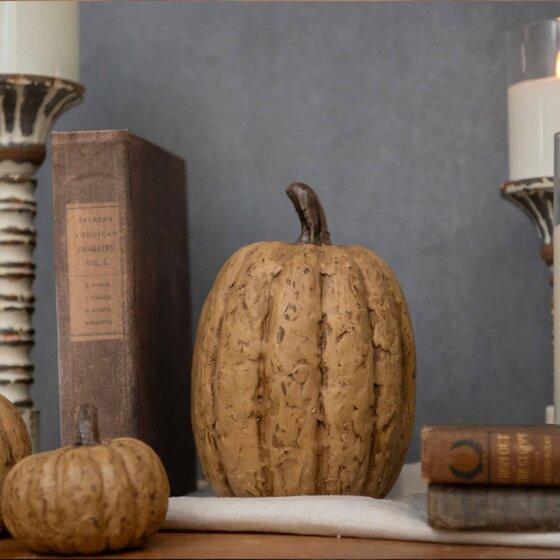 Beige Tall Pumpkin - 7.5" x 5"