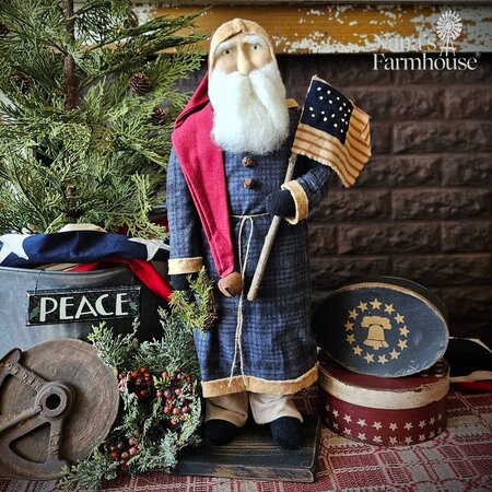 Santa with American Flag & Wreath - 22"