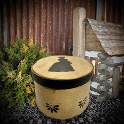 Colonial Lady Pantry Box with Floral Stencil - 7.5"