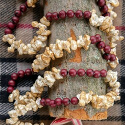 Popcorn Cranberry Garland - 9' Long
