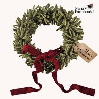 Teacher's Pet Wool Felt Wreath with Seeded Strawberry Bow