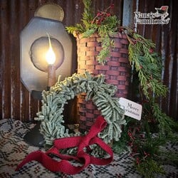 Wool Felt Wreath Teacher's Pet with Seeded Strawberry Bow - 9"