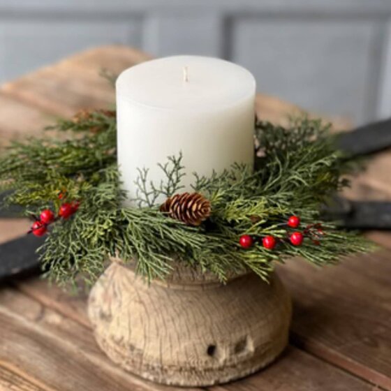 Alpine with Berries Candle Ring