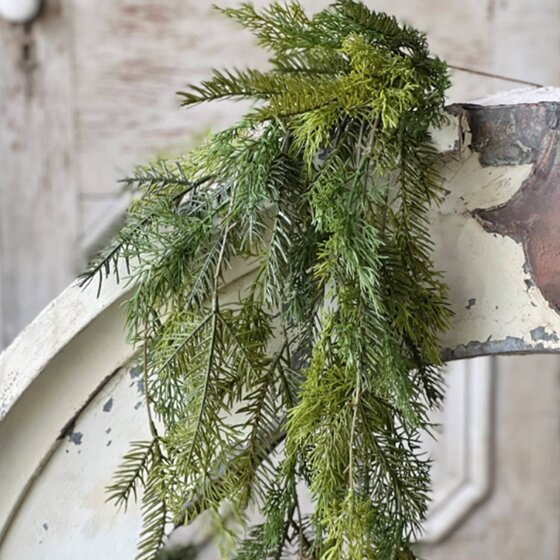 Sticky Cedar Hanging