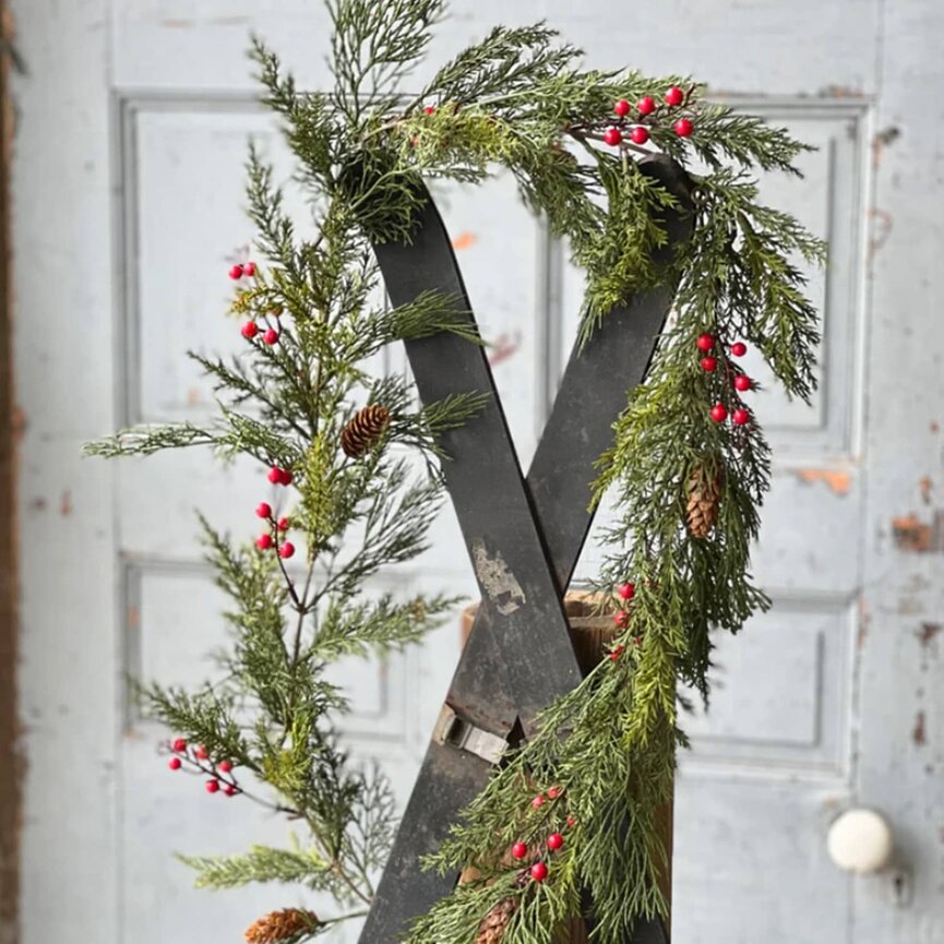 Alpine with Berries Garland - 6'