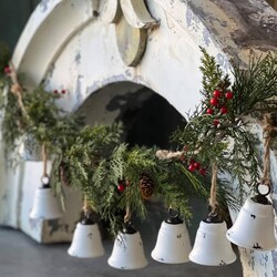 Alpine with Berries Garland - 6'