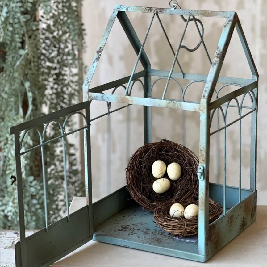 Terrace Coop W/Hanger - 8.25" x 14"