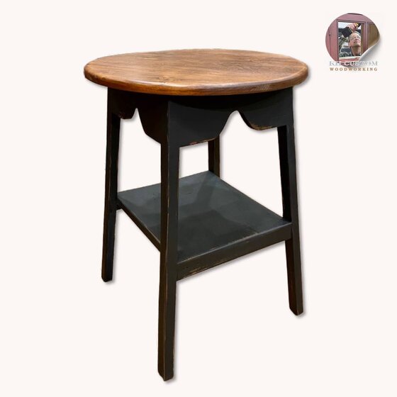 Parlor Side Round Table