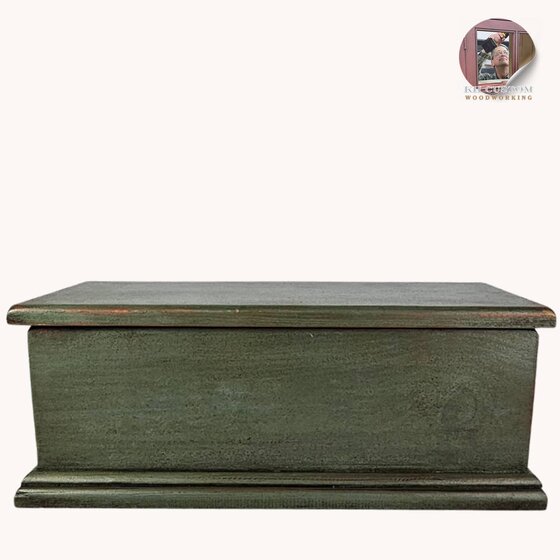 Keepsake Hinged Box Cupboard Green Over Red - Large