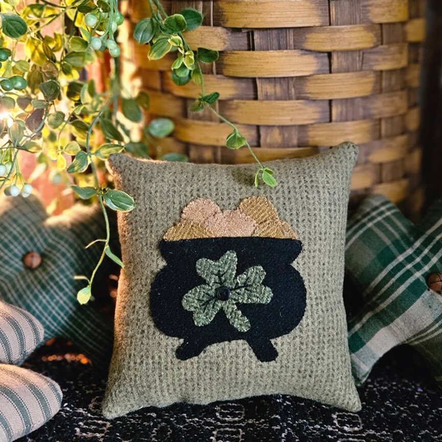 Pot O Gold Bowl Filler Wool Applique Pillow - 6"