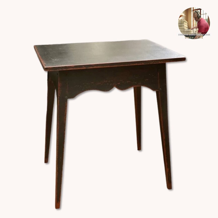 Primitive Splay Leg Table - Black over Red