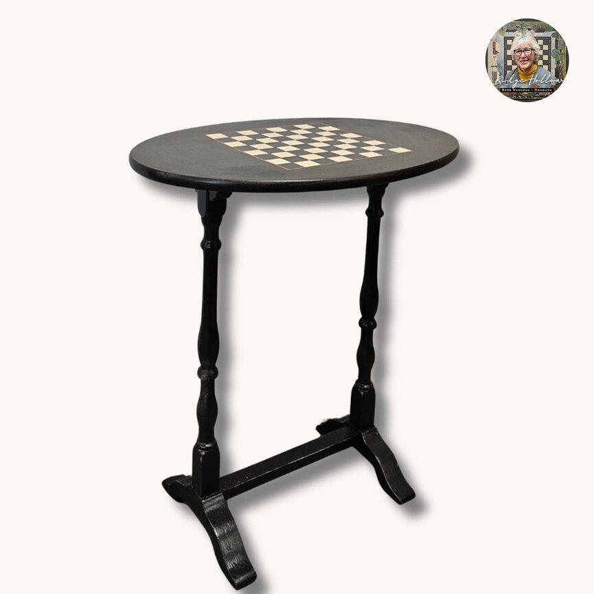 Checkerboard Black Oval Table - 26" x 24" x 16"