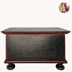 Bunfoot Box Black Over Red - 13"