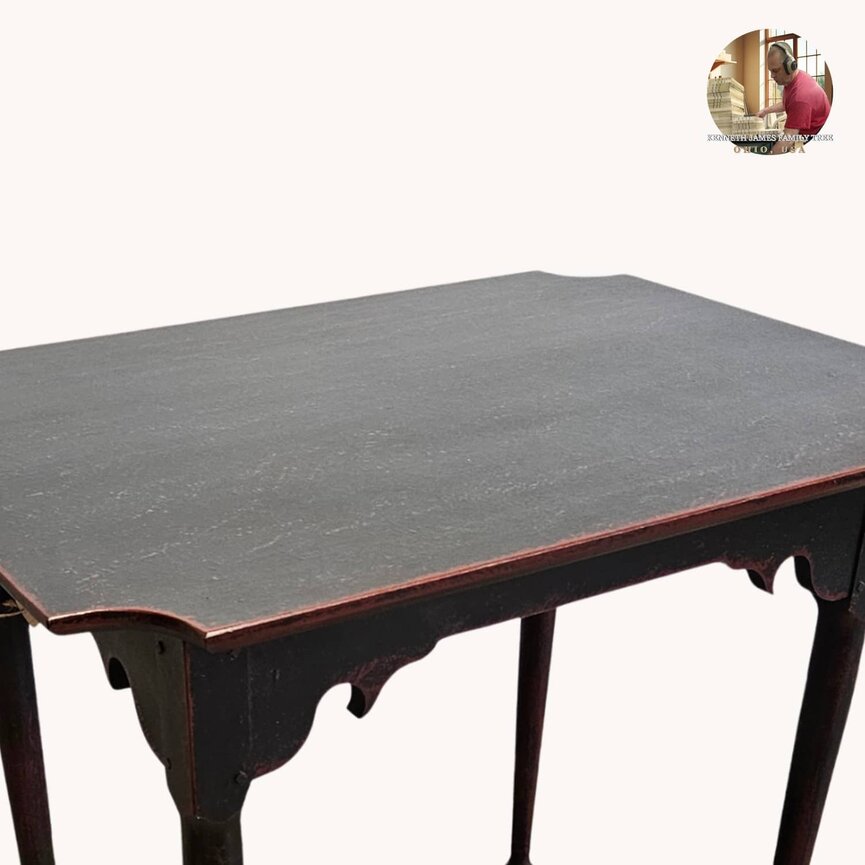 Notch Top Porringer Table - Black over Red