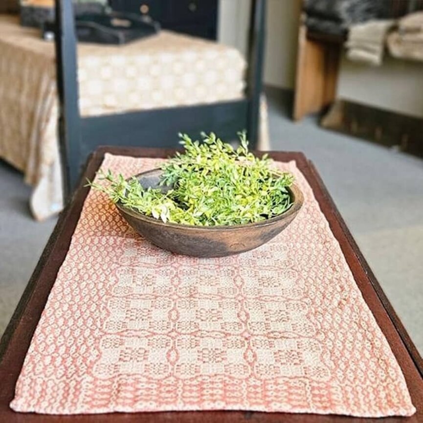 Saratoga Rust Linen Short Runner - 14" x  32"